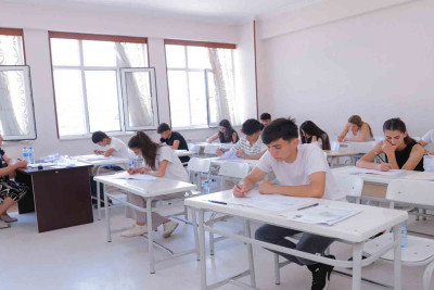 Naxçıvanda II və III ixtisas qrupları üzrə qəbul imtahanının ikinci mərhələsi keçirilib