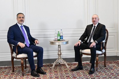 İlham Əliyev Türkiyənin xarici işlər naziri Hakan Fidanı qəbul edib