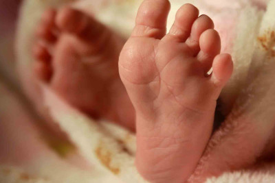 Bakıda sünnət olunan 4 aylıq körpə vəfat etdi