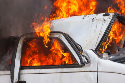 Gəncədə “BMW”-ni yandırmaqda şübhəli bilinən şəxs saxlanılıb