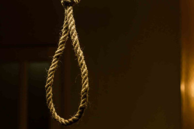 37 yaşlı kişi canına qıydı