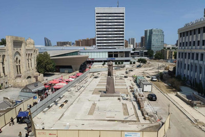 28 May metrosunun qarşısı: Təmir işlərinin son görüntüləri - FOTO