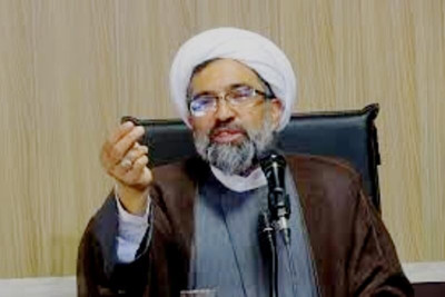 İranda cümə imamı güllələndi