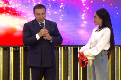 Əməkdar artist aparıcıya xəbərdarlıq etdi: "Üzr istəməsələr, polisə şikayət edəcəm"