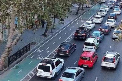 Bakıda tıxac olan yollar - SİYAHI