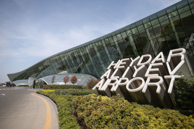 İran üzərindəki hava məkanının bağlanması səbəbilə bəzi təyyarələr Bakı Aeroportuna eniş edib
