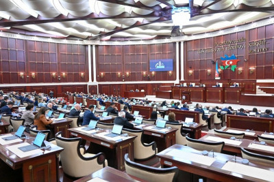 Milli Məclisin plenar iclası başlayıb