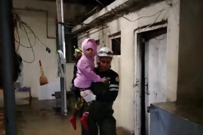 Su basmış ərazilərdən 31 nəfər təhlükəsiz əraziyə təxliyə edilib
