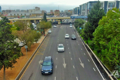 Bakının Mikayıl Müşfiq küçəsi təmir edilib