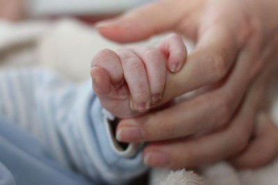 Bir yaşlı uşaq qıcolmadan öldü