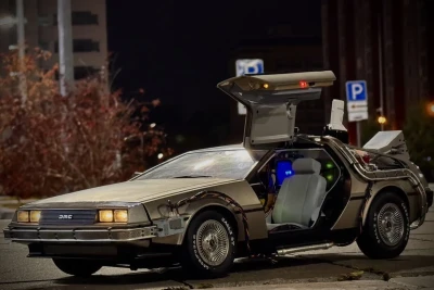 "Gələcəyə qayıdış" filmindəki həmin avtomobil bu qiymətə satışa ÇIXARILDI - FOTO