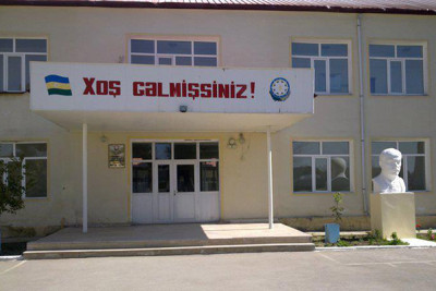 “Kim camaatın pulu yoxdur deyirsə, yalandır”