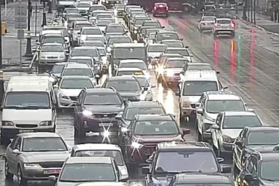 Bakının bir sıra yollarında tıxac var - SİYAHI