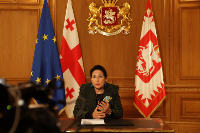 Zurabişvilidən şok qərar: vəzifədən getməyəcək?