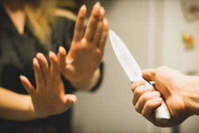 Gəncədə DƏHŞƏT: Yaxın münasibət qurmadığı üçün arvadını 12 DƏFƏ BIÇAQLADI