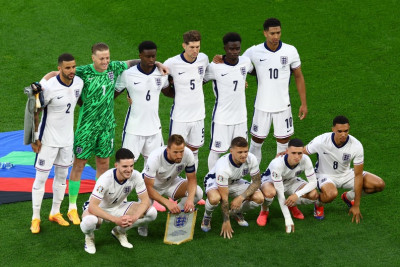 İngiltərə millisinin səkkiz futbolçusu heyətdən çıxarılıb