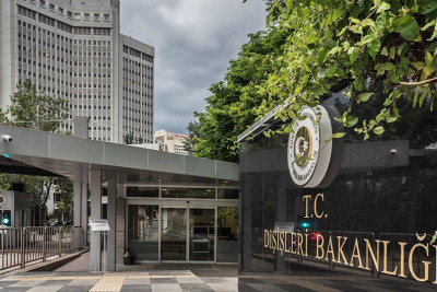 Türkiyə XİN Azərbaycanı Dövlət Bayrağı Günü münasibətilə təbrik edib