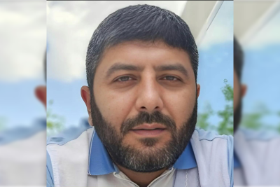 Sultanov yanan təyyarədəki sərnişinləri xilas etdi