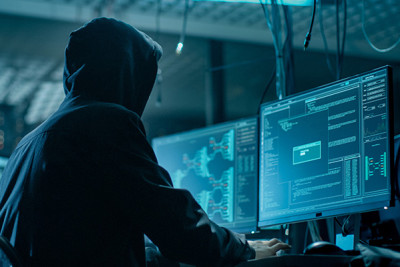 Nazirliklərə kiberhücum edən şəxslər məhkəmə qarşısında