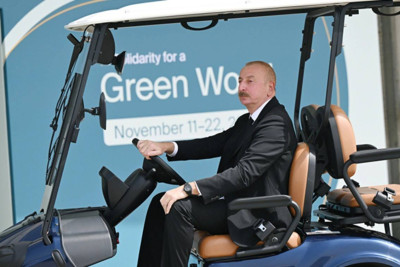 Prezident İlham Əliyev Bakı Olimpiya Stadionunun ərazisində COP29-la bağlı yaradılan şəraitlə tanış olub - YENİLƏNİB
