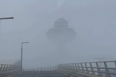 Təyyarələr İrəvana enə bilmir