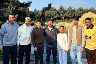 Prezidentin nəvələri Messi ilə görüşdülər