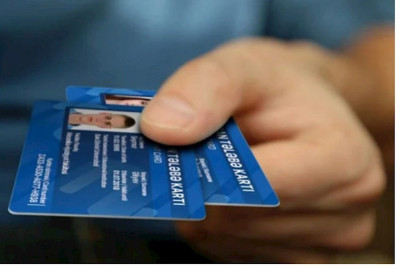 “TələbəPlus” kartları VERİLDİ, bəs SONRA? - Tələbələr bu kartın harada keçərli olduğundan XƏBƏRSİZDİR