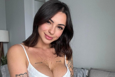 Süni intellekt dünyanın ən gözəl qadınını seçdi - FOTO