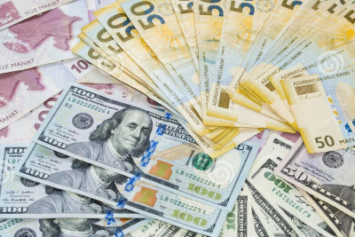 Azərbaycanda dollar qalxacaq?