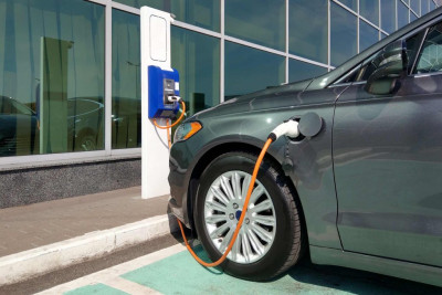 Baş nazirdən kiçik elektromobillərlə bağlı QƏRAR