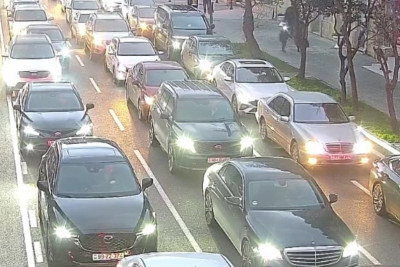 Bakıda tıxac olan yollar açıqlanıb – SİYAHI