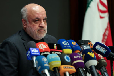 Peycer partlaması nəticəsində yaralanan İran səfiri Beyruta qayıdıb