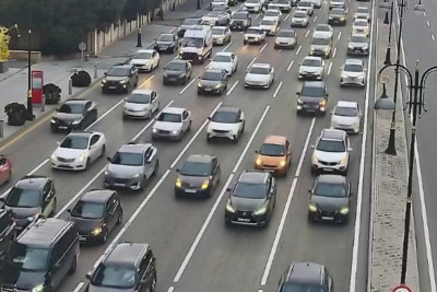 Bakıda tıxac olan yollar açıqlanıb – SİYAHI