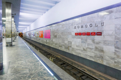 Bakı metrosunda stansiyalar “QARIŞDI”: “Tənbeh tədbirləri görüləcək”