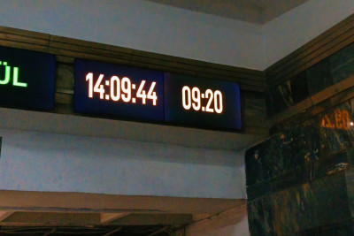 Metroda qatarların gecikmə səbəbi AÇIQLANDI