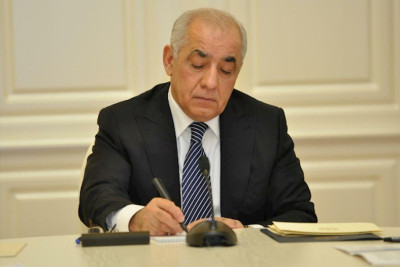 Əli Əsədovdan tibbi maska ilə bağlı qərar — daha 3 il...