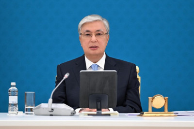 Tokayev təyyarə qəzası ilə bağlı İlham Əliyevə başsağlığı verib
