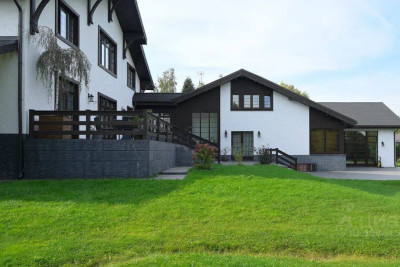 Rusiyalı qadın məşhurun evinə oğru girdi - DETALLAR