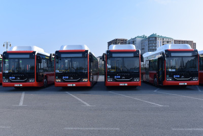 Sumqayıta 20 ədəd müasir avtobus gətirilib - FOTO