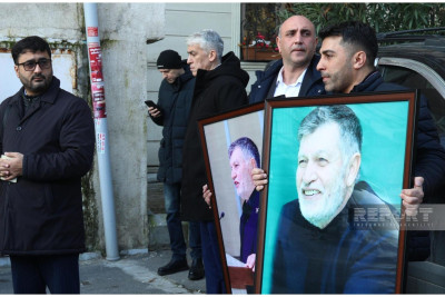 Mərhum şahmatçı Vüqar Həşimovun atası ilə vida mərasimi keçirilib - FOTO