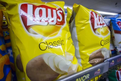 "Lay’s" kartof cipslərini geri çağırıldı – ölüm riski yarada bilər