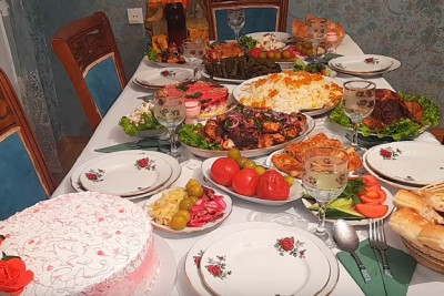 Bayram günlərində necə qidalanmalıyıq? – MÜTƏXƏSSİSLƏRDƏN AÇIQLAMA