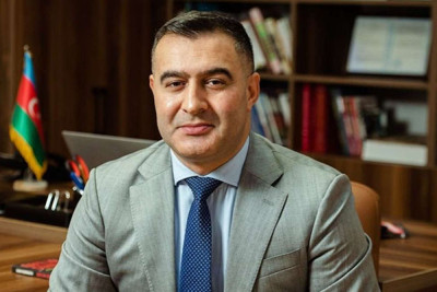 Adəm Məmmədovun vəkillik fəaliyyəti dayandırıldı