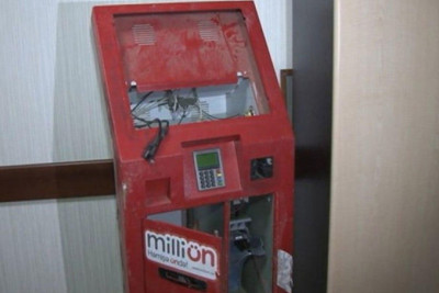 Bakıda ödəmə terminalından 13 min manatdan çox pul oğurlanıb