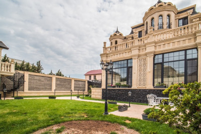 Bakıda 22 otaqlı villa satışa çıxarılıb - FOTO