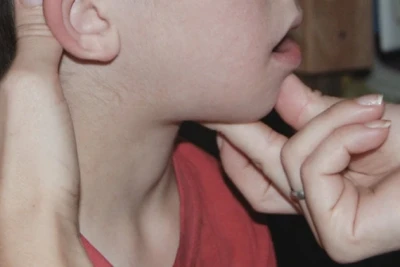 Nazirlik övladlarını çöpçüyə aparan valideynlərə müraciət edib