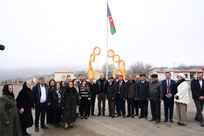 Prezident İlham Əliyev Xocalının Ballıca kəndində bir qrup sakinlə görüşüb - FOTO