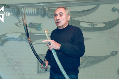 Əməkdar rəssam: “Zülfüqar” qılıncının ən gerçək prototipi Gəncədədir” – MÜSAHİBƏ
