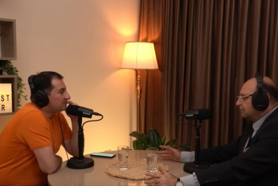 "Danışaq?" layihəsinin qonağı: “Avropa Ukrayna ilə bağlı danışıqlarda iştirak etməməkdə özü günahkardır”