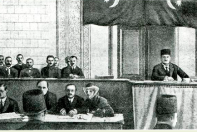 105 il əvvəl, bu gün AXC süqut etdi